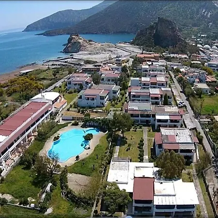 Menichetta Bilo 5 Posti Con Piscina Gratuita Dall'11 Luglio Al 31 Agosto アパート ヴルカーノ